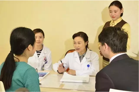 黄金周后上班首日玛丽亚迎来一大波产检大军
