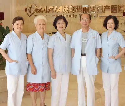 奶茶妹怀孕 记者代他寻找成都高性价比妇产医院