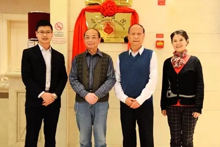 “爱婴医院”在玛丽亚正式挂牌