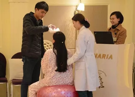 《玛丽亚·分娩预演》首秀现场爆满