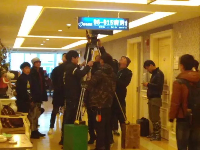 名导王晶监制出演《以为是老大》 今日在玛丽亚隆重开拍