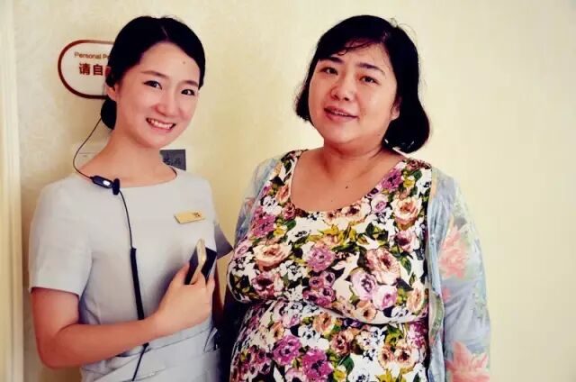 暖心！成功保胎孕妈为曾院长献锦旗 表谢意