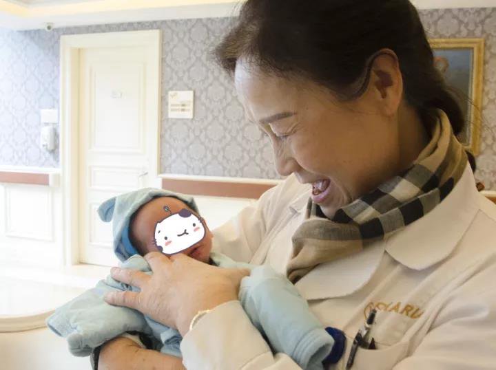 玛丽亚专家团队力保“珍贵儿”终圆孕妈母亲梦