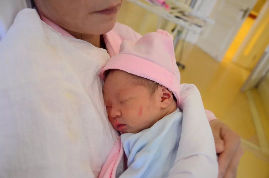 玛丽亚专家团队耐心开导 助轻度抑郁孕妈勇敢顺