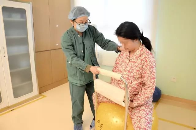 说话、聊天、还有老公陪？讲真，没听过这样生
